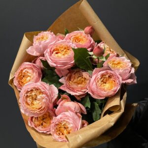 Пионовидная роза «Джульетта» В-40см Д-20см